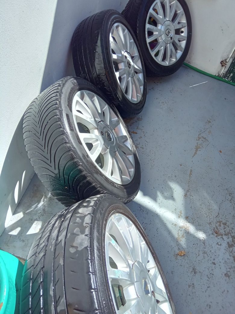 Vendo 195/50-16 Renault
