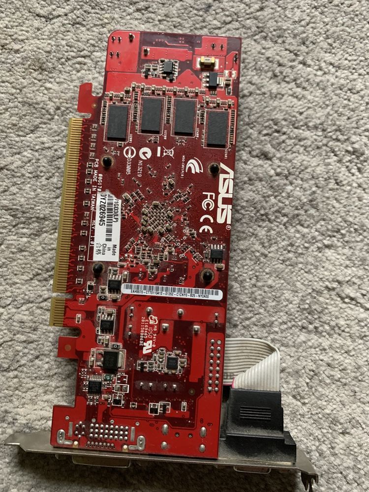 Видеокарта AMD Radeon HD 6570 1gb