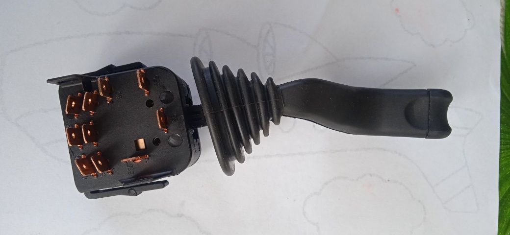 Włącznik Przełącznik kierunkowskazów /długie krótkie Opel Astra G