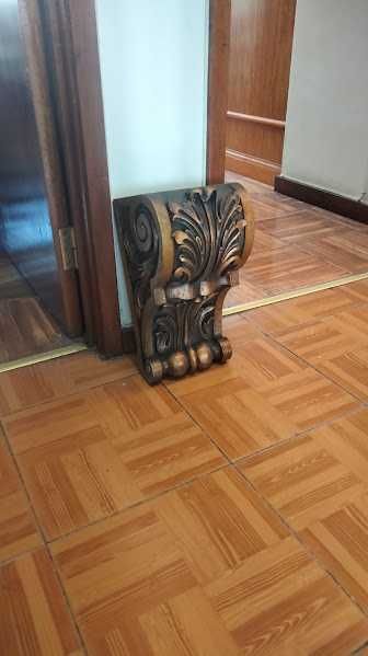 Pianha em madeira