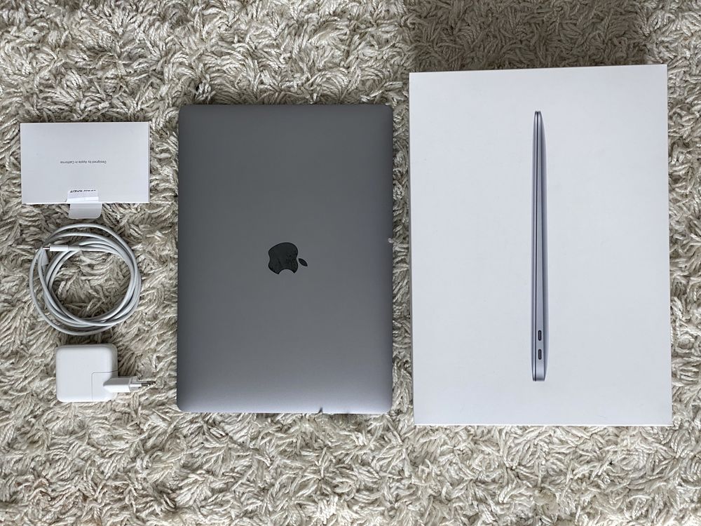 Apple Macbook Air 2020 M1 официалльный