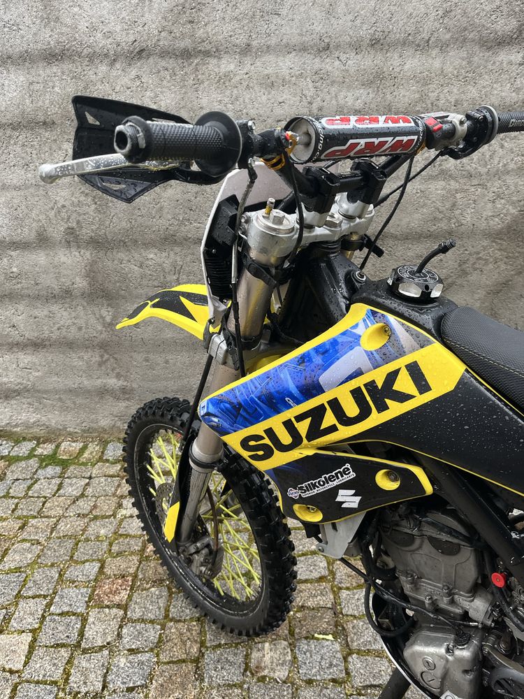 Suzuki RM-Z 250 Matriculada
