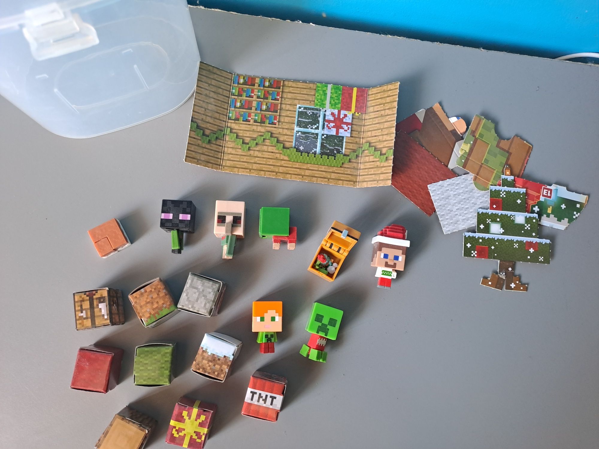 Minecraft zestaw figurki pudełka
