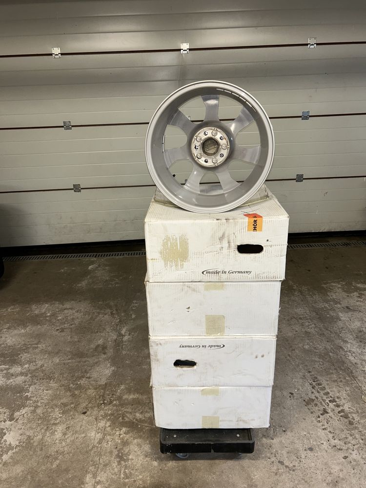 Alufelgi Audi 17”  5x112 , E7Jx17 H2 ET37 (jak nowe )
