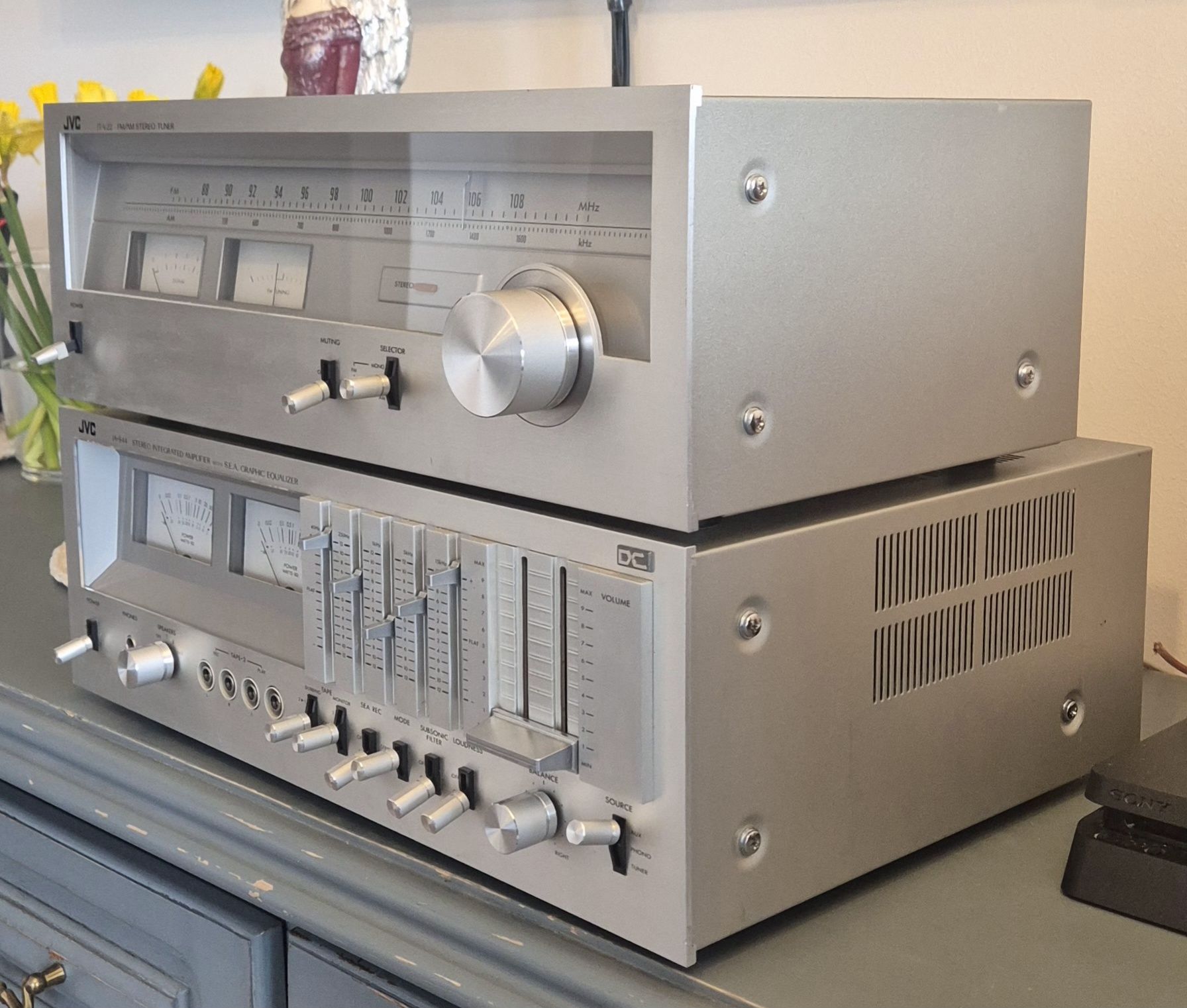 Zestaw audio JVC   JA-S44, JT-V22