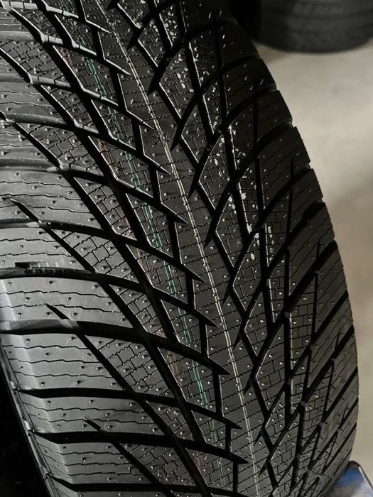 205/65/15 R15 GreenTrac WinterMaster D1 4шт нові зима