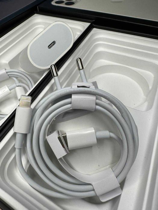 Швидка зарядка до айфону 20ват оригинал зарядка з комплекту блок кабел