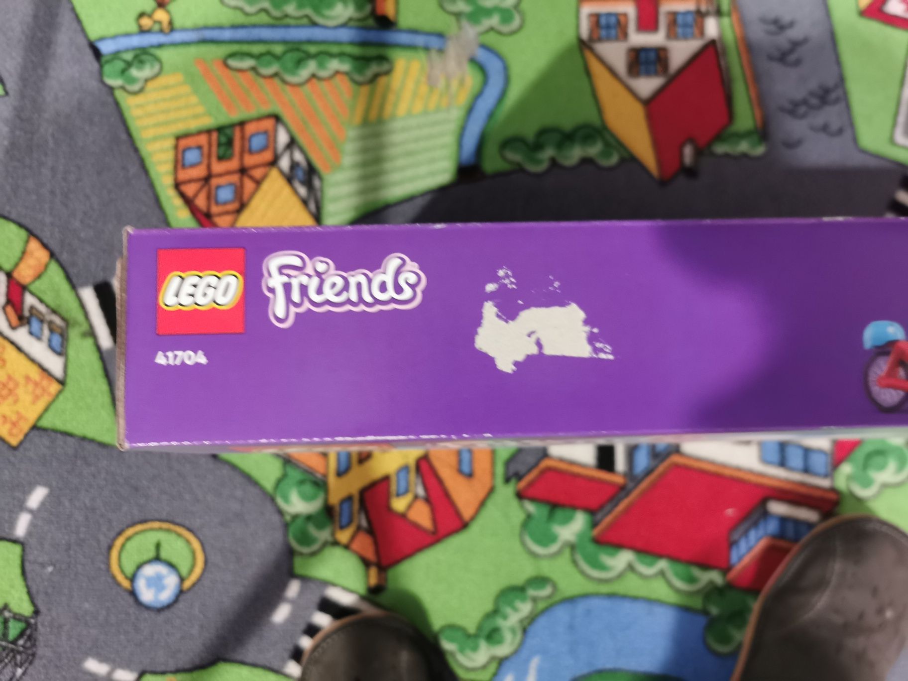 LEGO Friends 41704 - Budynki przy głównej ulicy