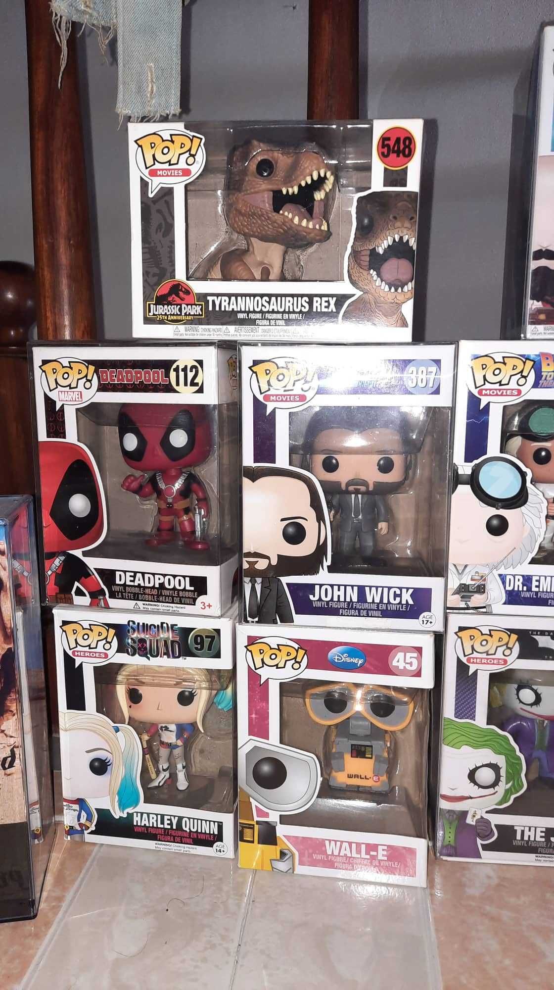 Vendo Funko Pop Figures Variados