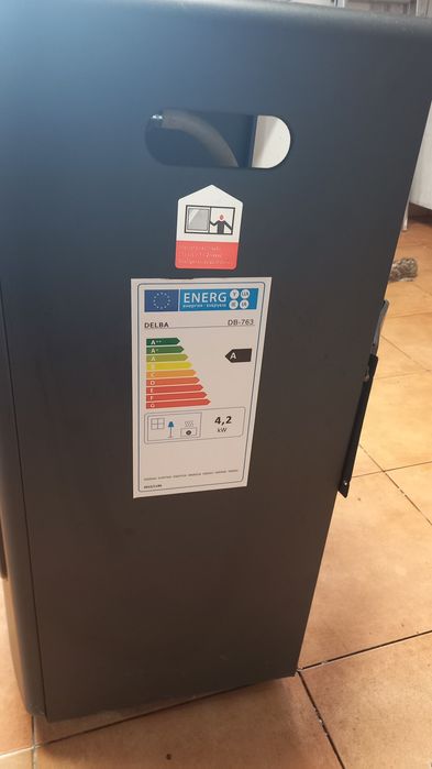 Aquecedor a gás marca Delba