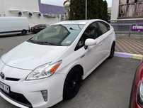 Аренда авто TOYOTA PRIUS
