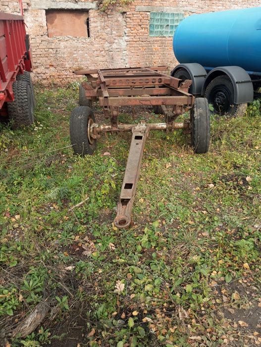 Тракторний прицеп на розборку