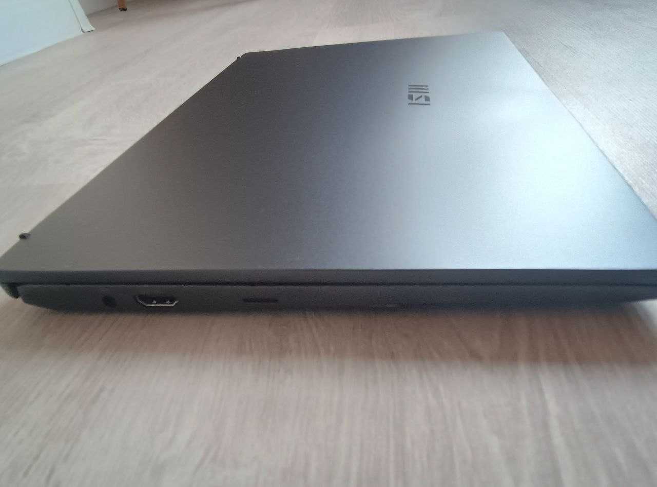 Ноутбук MSI Modern 14|i3-1115G4,SSD 256GB,RAM 16Gb, Алюмінієвий корпус