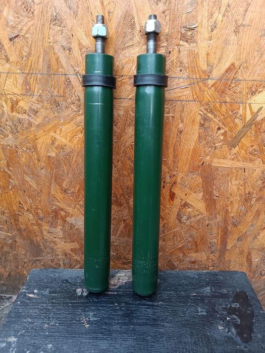 Вкладыши передних стоек ваз 2108-15 почти новые