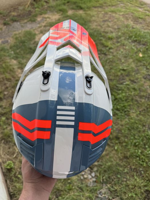 Продам мотошолом LS-2 MX436 Pioneer Evo