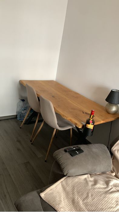 Vendo mesa nova de madeira maciça pinho frances tratado