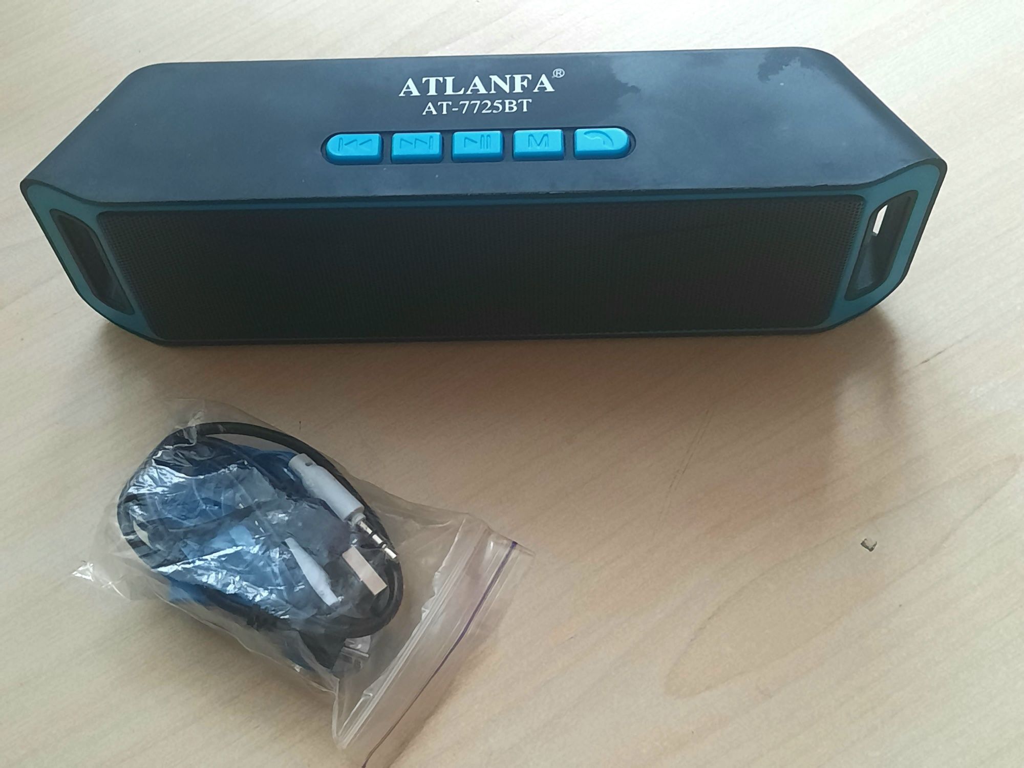 ПРОДАМ портативную колонку Atlanfa AT-7725 Bluetooth