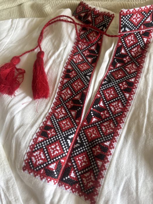 Вишиванка на хлопчика нова 9-11 років