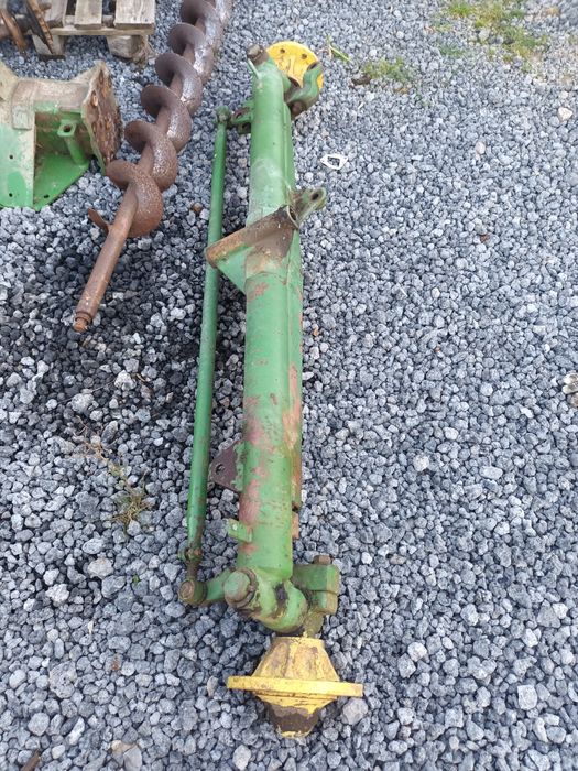 Oś tył John Deere 1055,1065,1166, 1075, inne