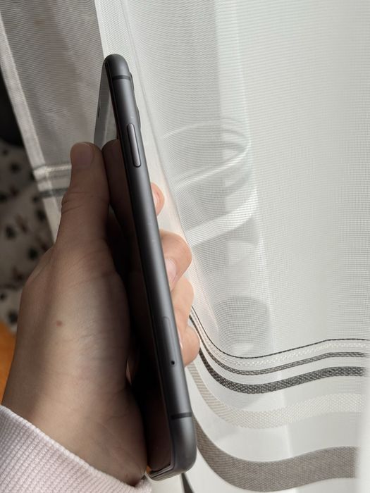 Айфон 11, 128гб.