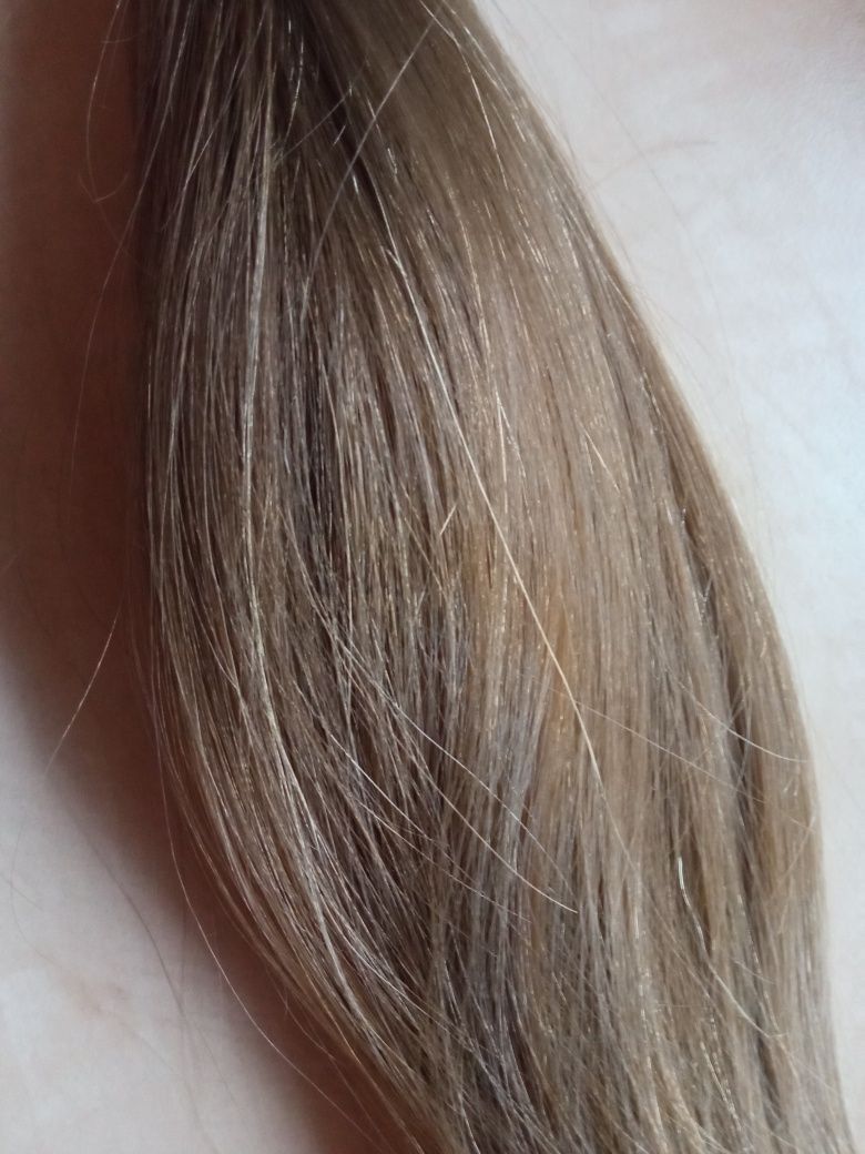 Naturalne włosy dziewicze, słowiańskie 81g. 30cm ~33cm.