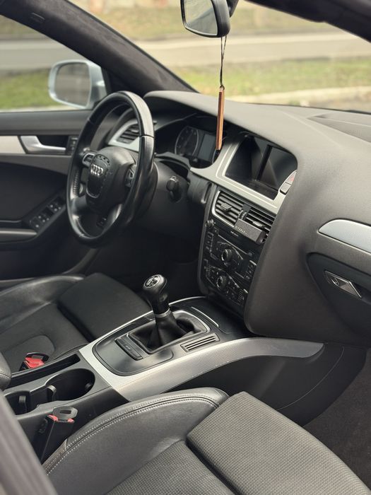 Продам audi a4b8 2.0 quattro