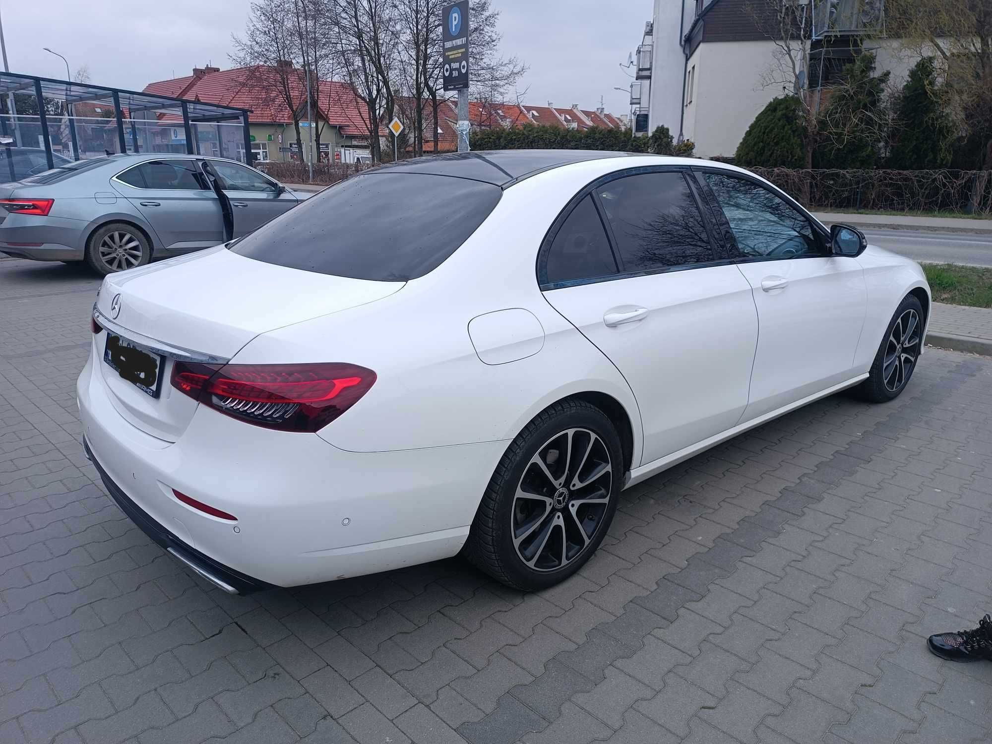 2021 Mercedes-Benz e200d