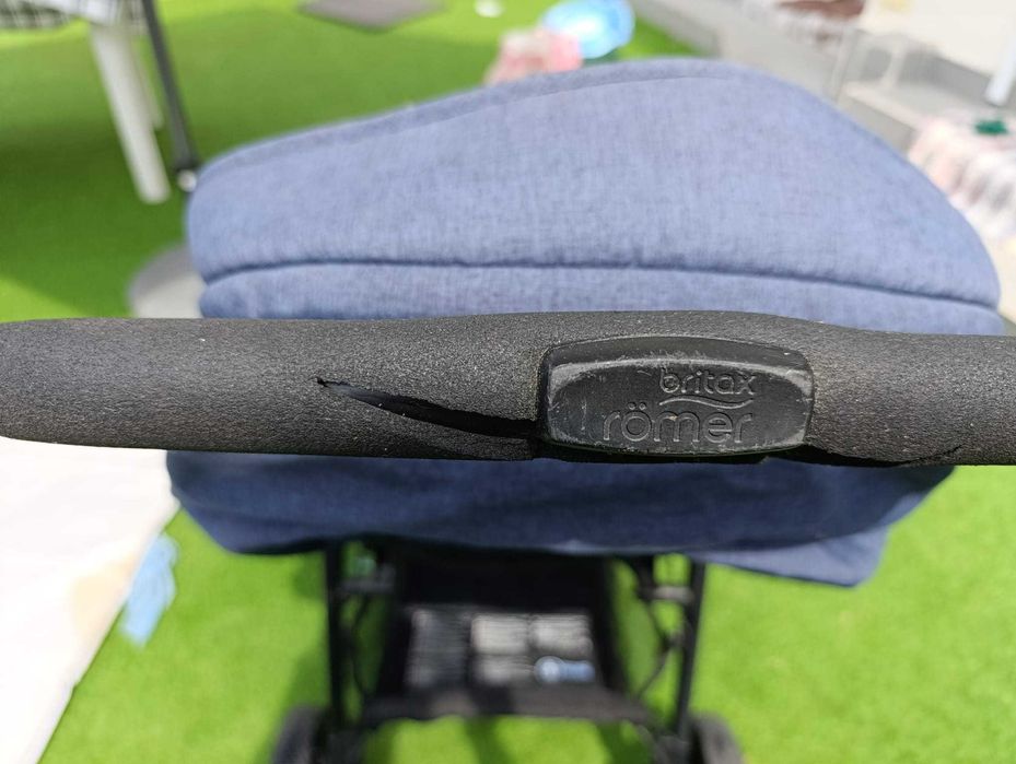 Carrinho Britax Romer B-agile M em bom estado + Gratis