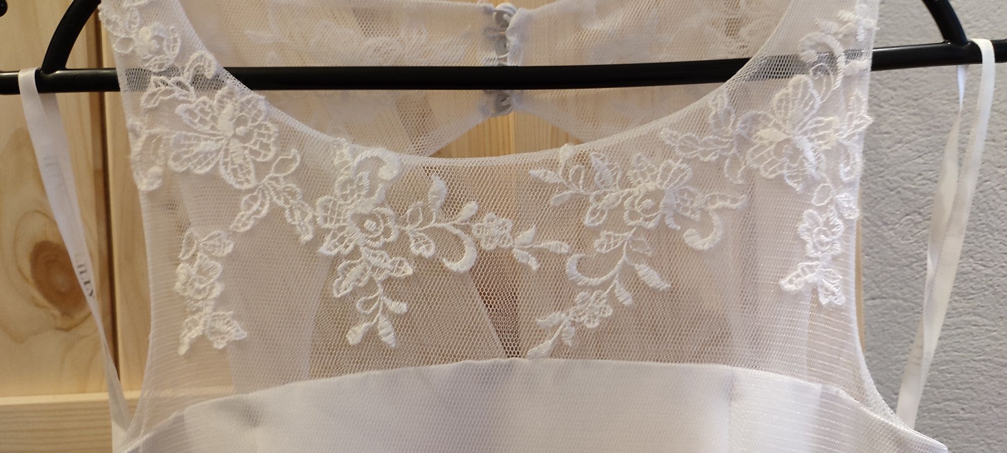 Suknia ślubna Lily XS-S krótka na poprawiny ślub cywilny.