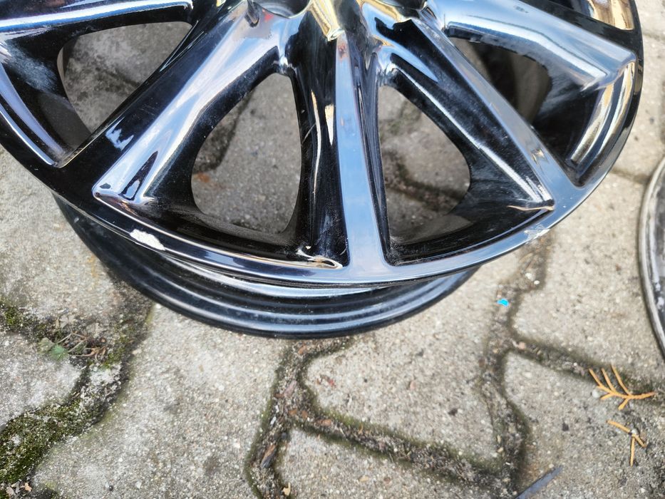 Toyota Aygo felgi alu 15"4,5j 17x5"