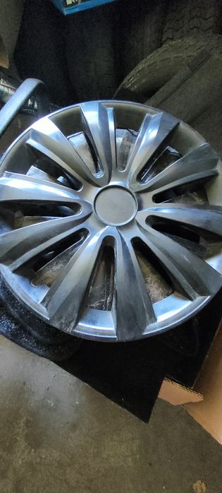 Opony zimowe z felgami Nokian WR Snowproof 195/65/15 bieżnik 6-7mm
