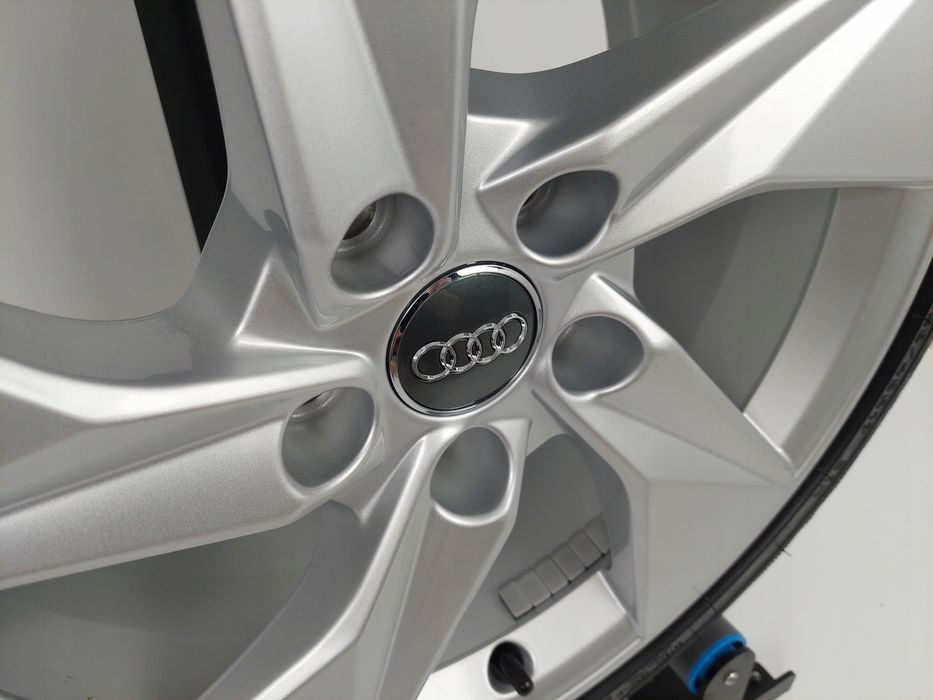 NOWE Oryginalne Koła Felgi Audi 17" A3 A4 A6 A8 Q2 Q3 TT