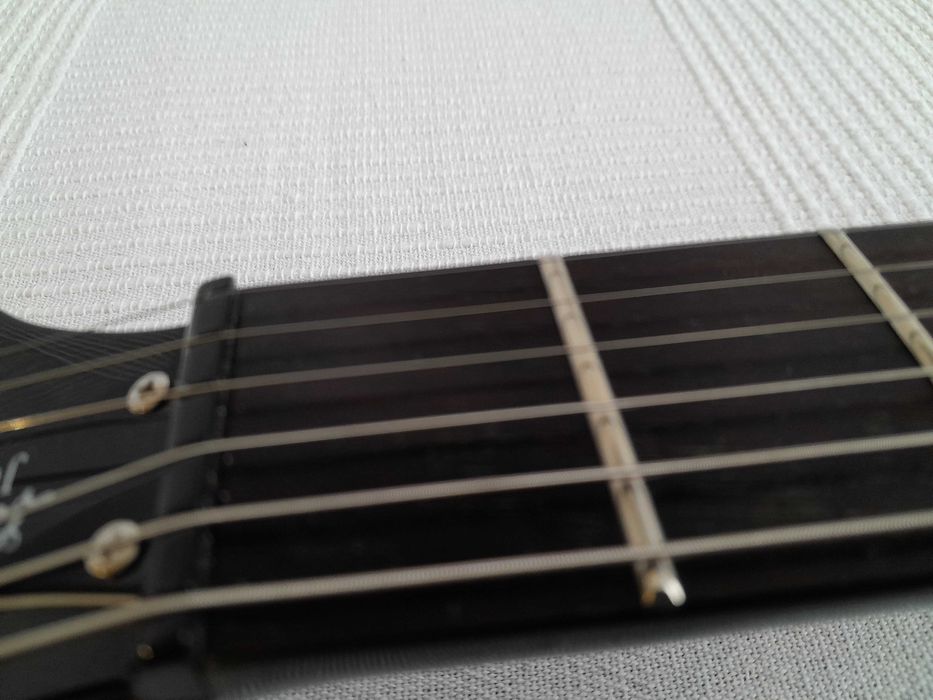 Gitara elektryczna Epiphone Junior Ebony i gratisy