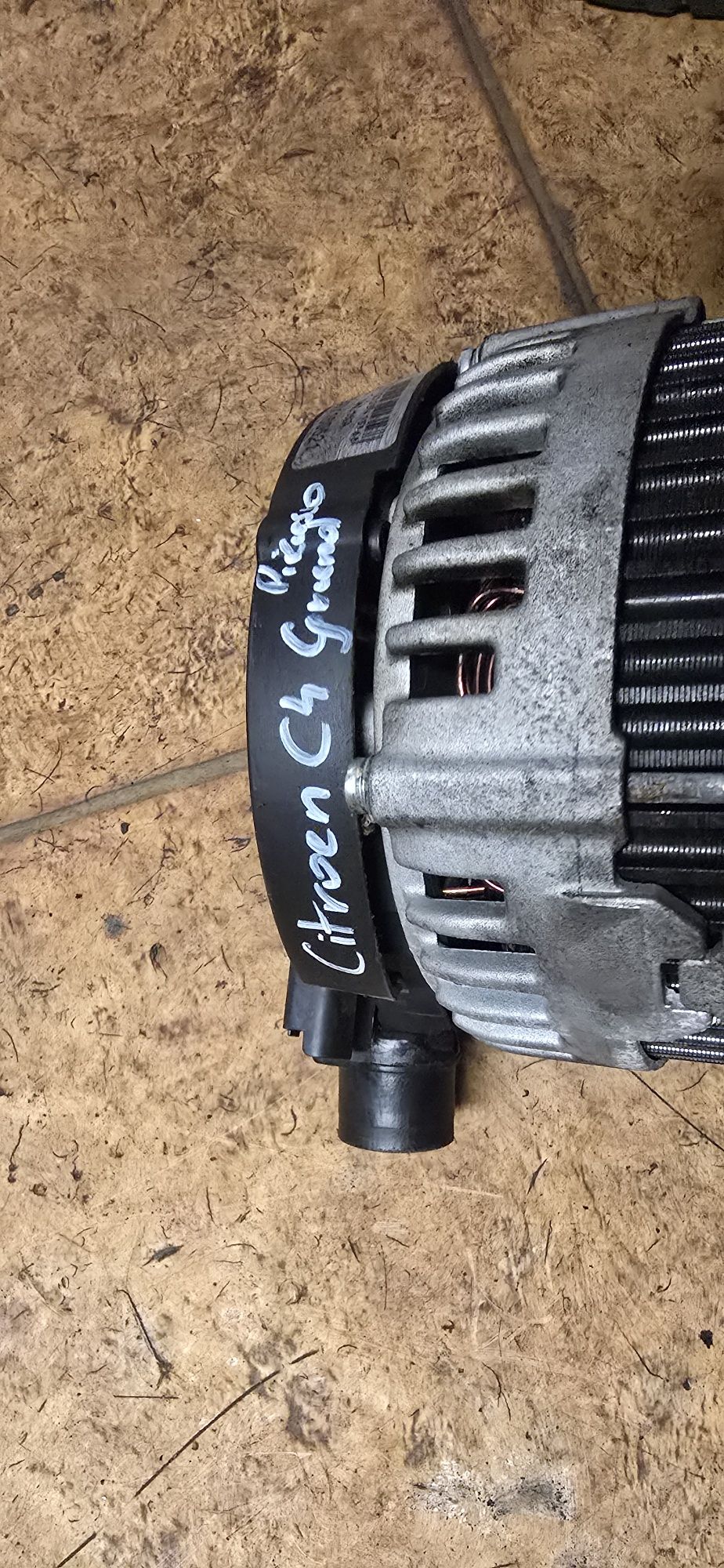 Alternator Citroen C4 Grand Picasso 1.6  STX  100  521