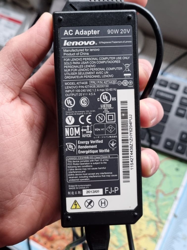 Zasilacz lenovo 90w 20v uszkodzony