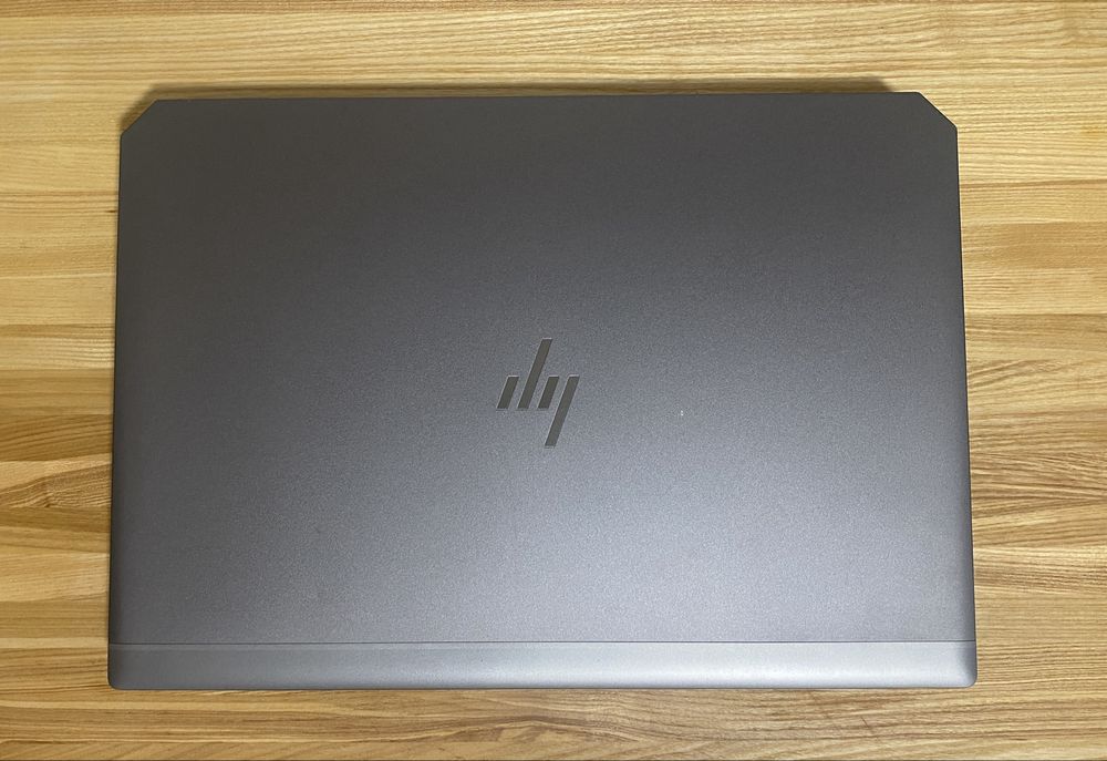 HP ZBook 15 g6 | Xeon E-2286M | RTX 3000 | 32 gb | NVMe 512 gb| FHD