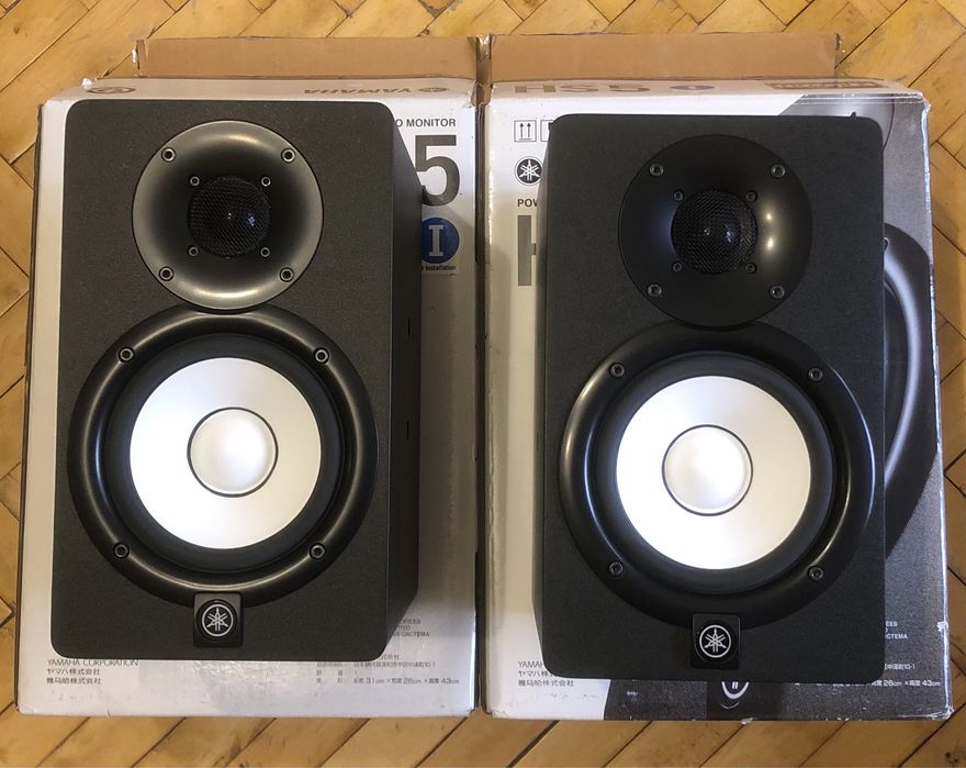 Продам/обміняю нові активні студійні монітори Yamaha HS5i.