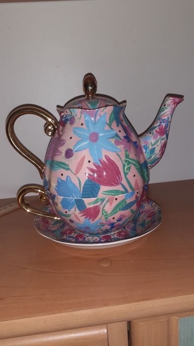 Чашка + заварник .