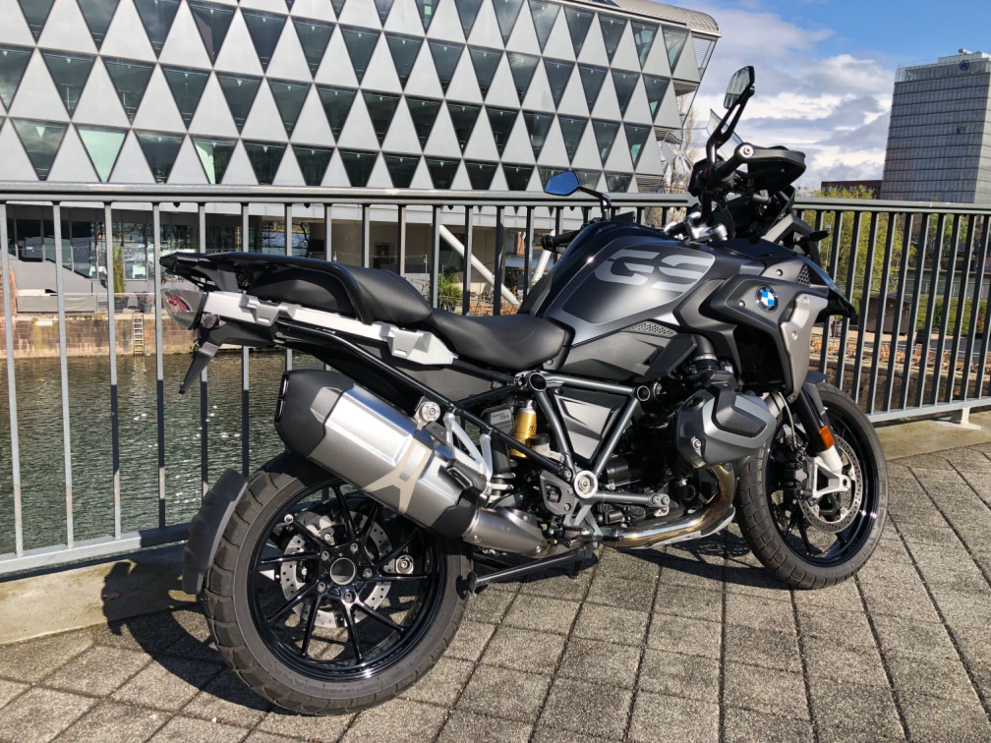 BMW R 1250 GS Triple Black, 2022, quatro pacotes, novo serviço