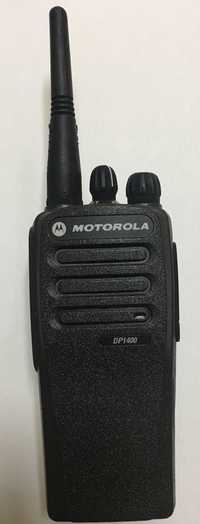 Цифрова рація Motorola DP 1400 новая