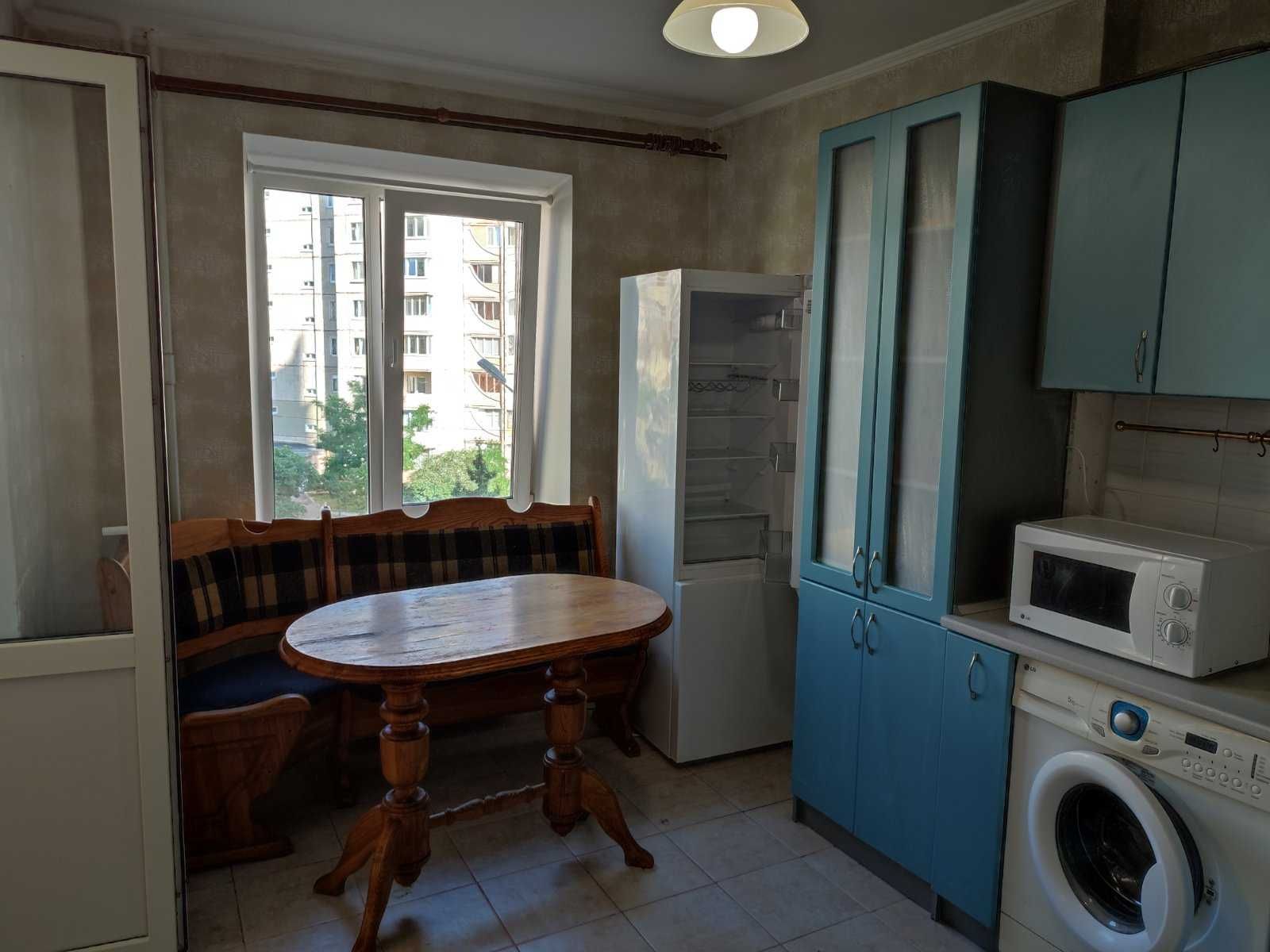 Продажа 3 комнатная квартира Троещина