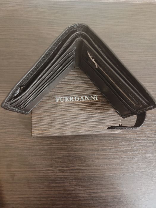 Чоловічий гаманець