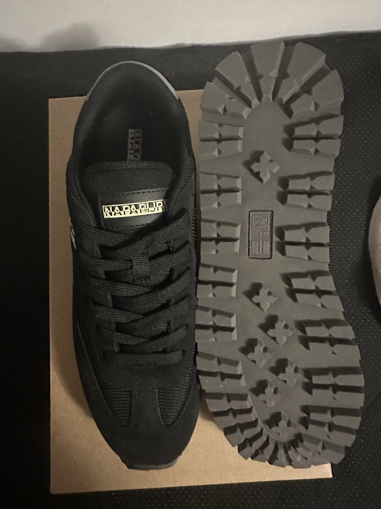 Nowe buty Napapijri 42