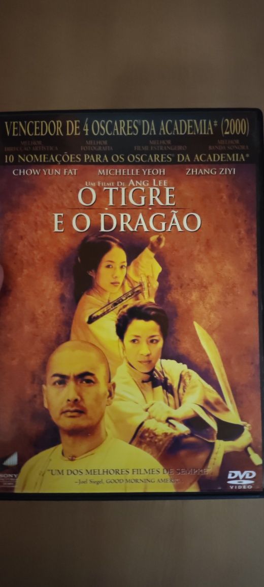 O Tigre E O Dragão