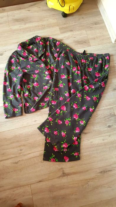 Піжама флісова жіноча.