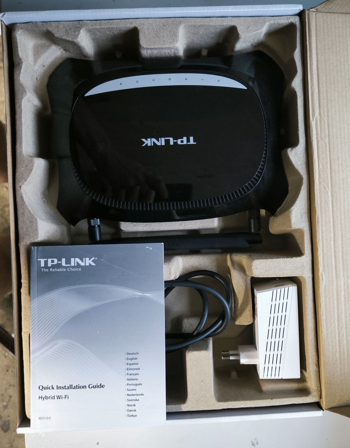 TP-Link hybrid wifi h5 kit