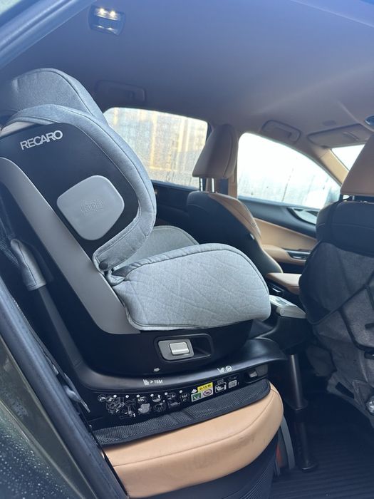 Автокрісло Recaro Salia Grey