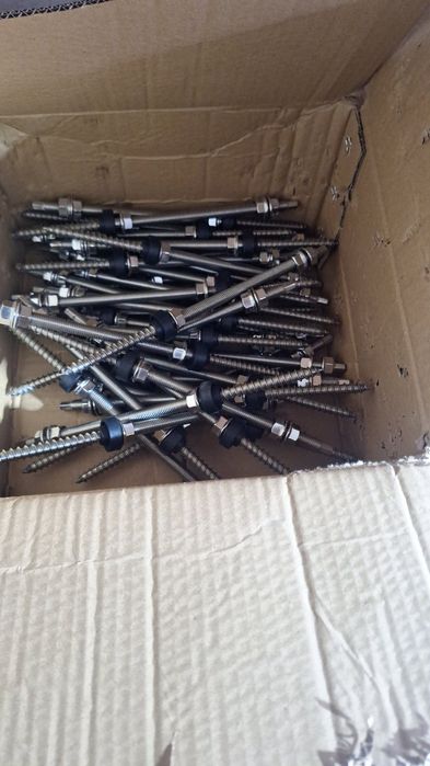 Гвинт шурупи НЕРЖАВІЙКА