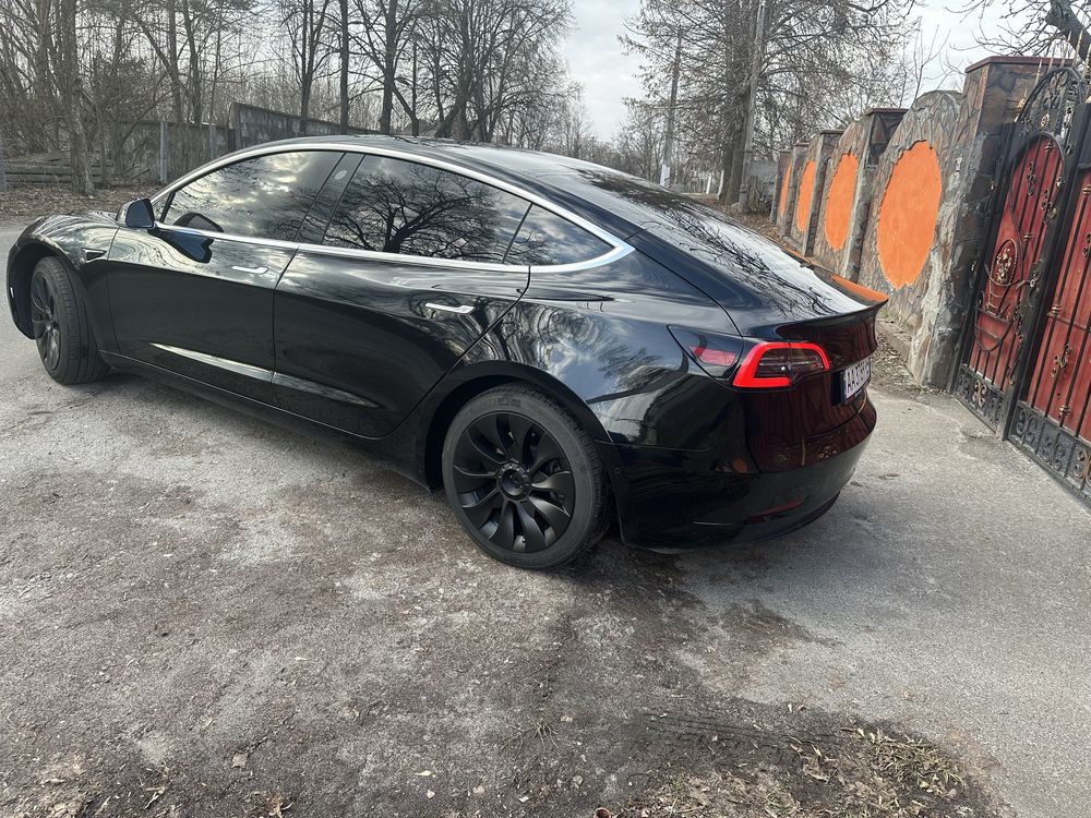 Tesla 3 Тесла 3