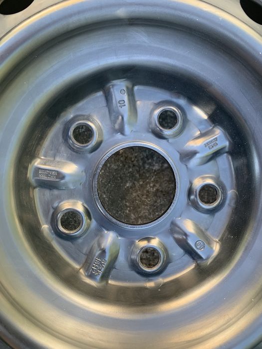 Felga stalowa ALCAR 6.5J 16H2 ET45 ML 60.1 Dunlop  Auris/ Corolla